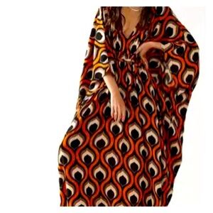 beautiful kaftan! Never worn. NWOT